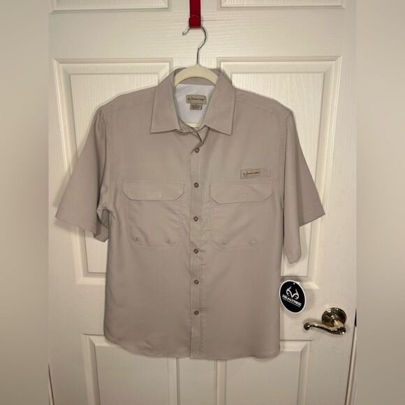 Realtree shirt  - Picture 1 of 6